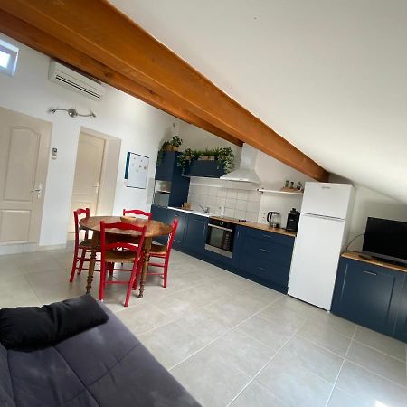 Appartement Climatise Au Pied Du Mont Ventoux Malemort-du-Comtat Экстерьер фото