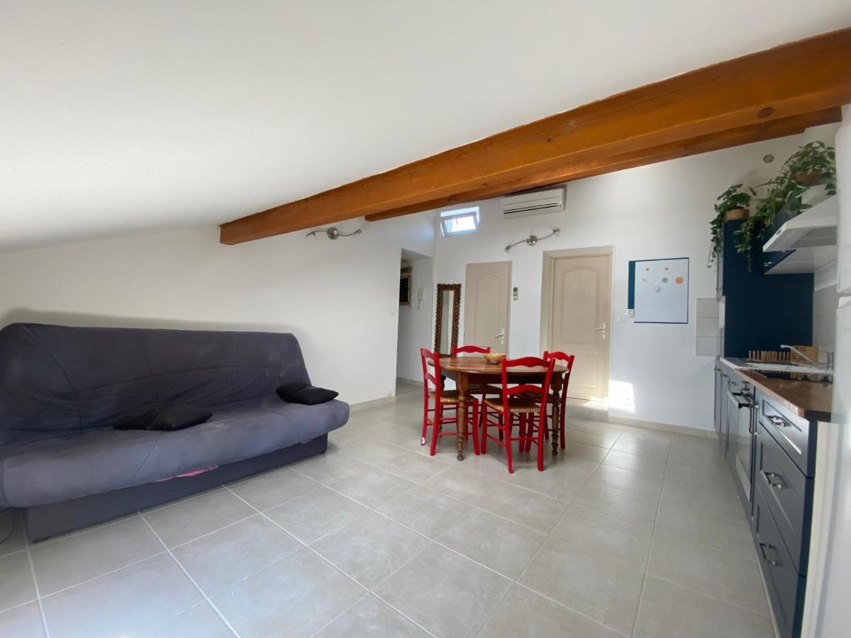 Appartement Climatise Au Pied Du Mont Ventoux Malemort-du-Comtat Экстерьер фото