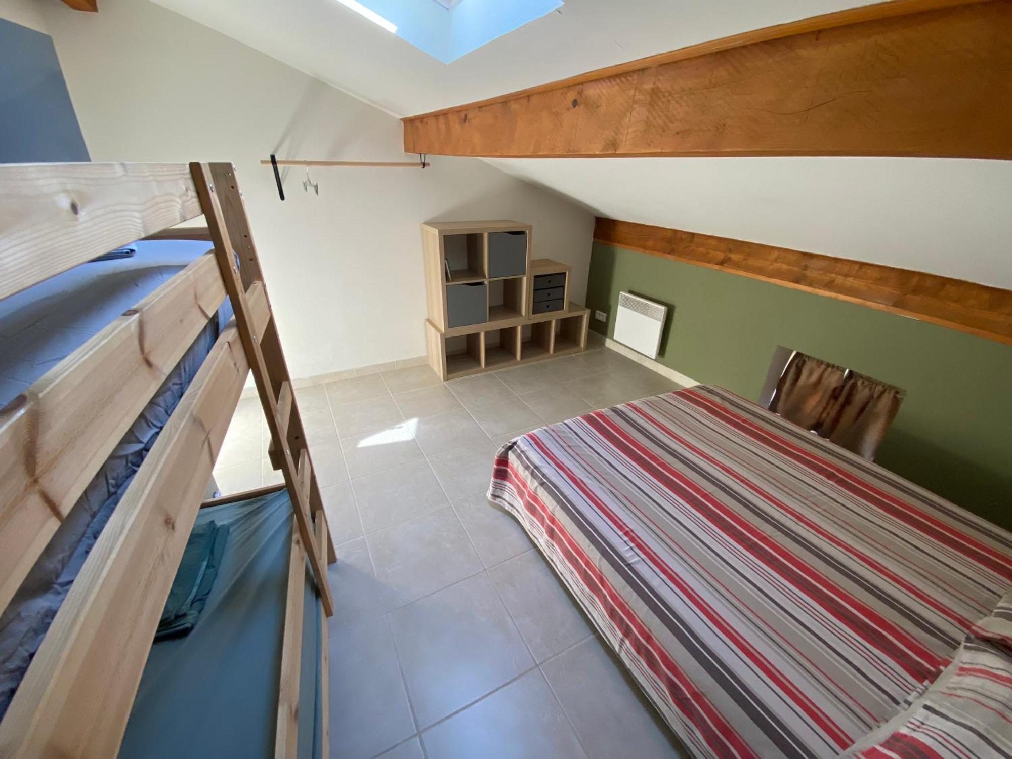Appartement Climatise Au Pied Du Mont Ventoux Malemort-du-Comtat Экстерьер фото